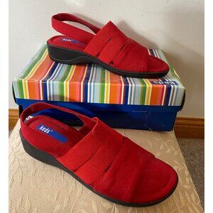 Keds Red Canvas Slingback Sandals Lightweight & Comfortable Size 8